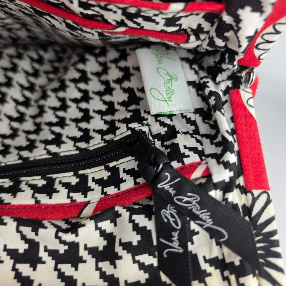 Vera Bradley Deco Daisy Red Eloise Kiss Lock Frame Bag Retired 2011 Floral